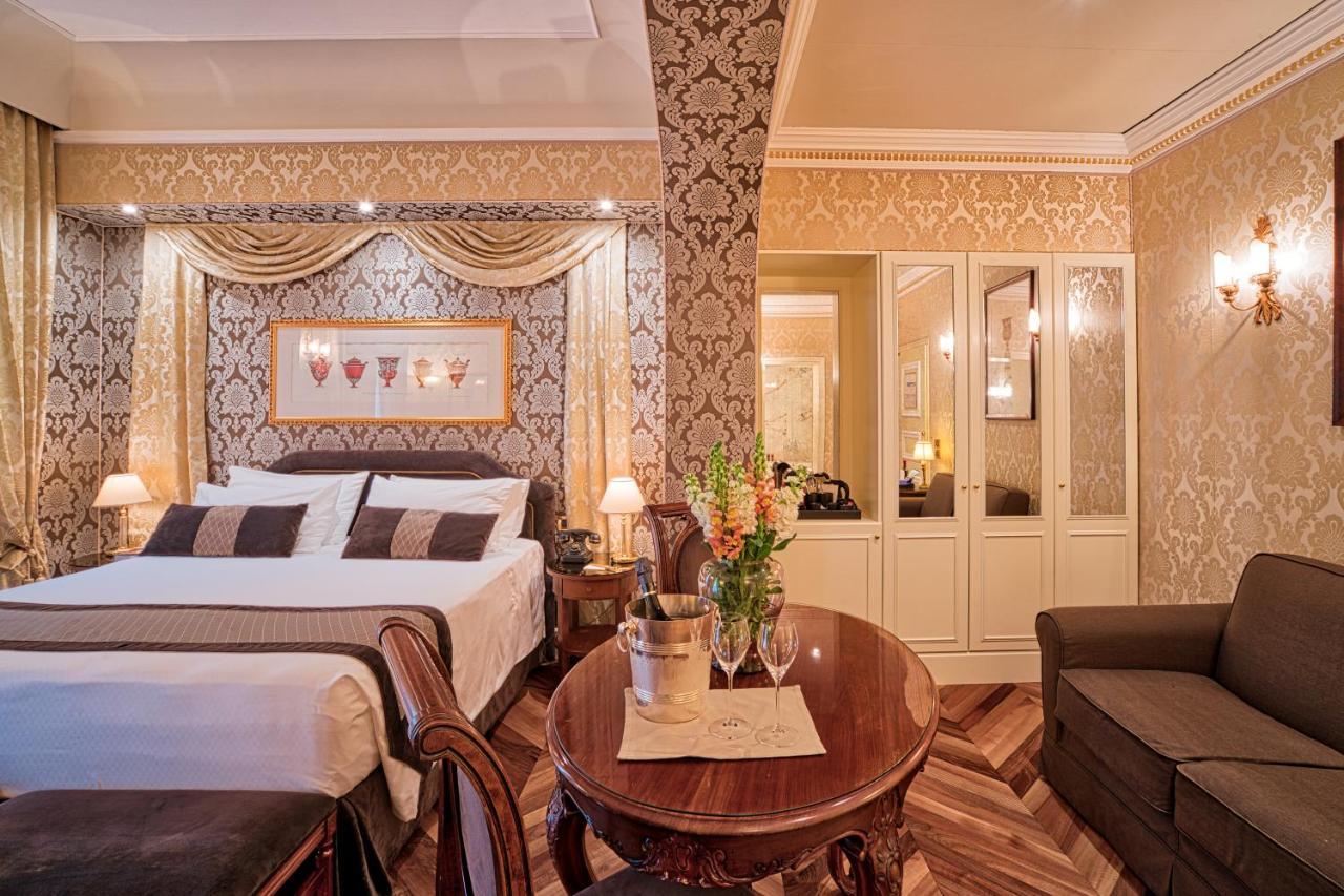 Londra Palace Venezia Екстериор снимка