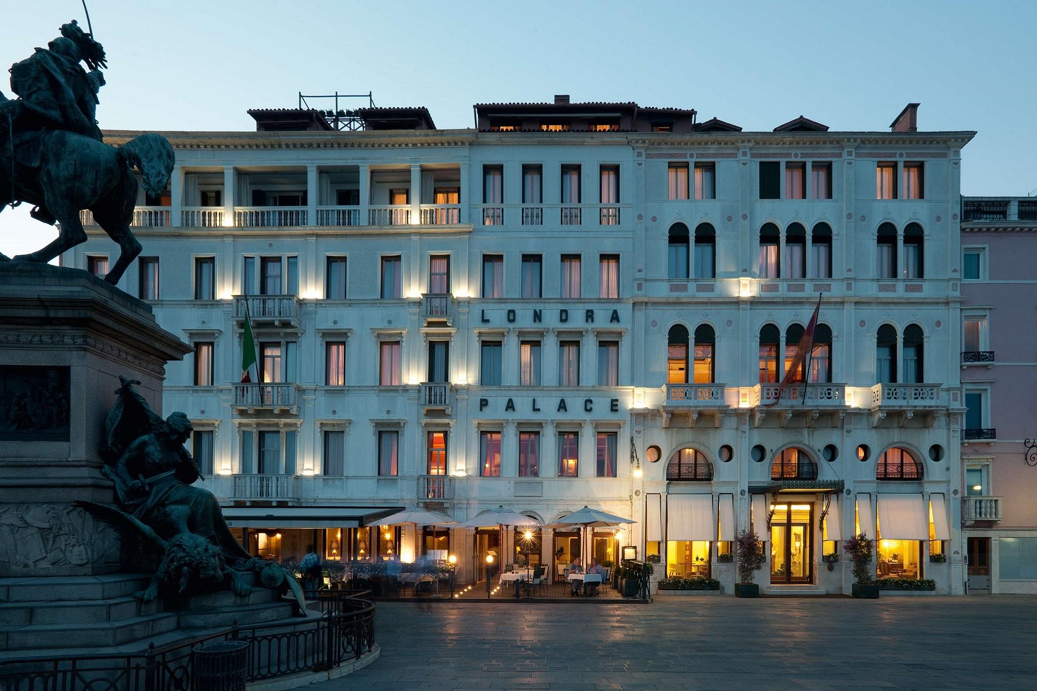 Londra Palace Venezia Екстериор снимка