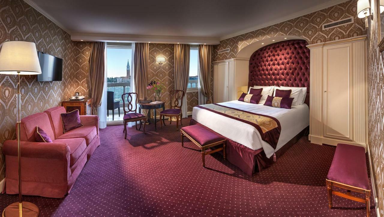 Londra Palace Venezia Екстериор снимка